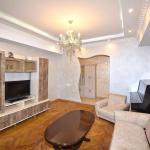 In Arabkir, on Hambardzumyan Street, a 2-3 room apartment is for rent