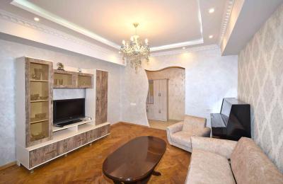 In Arabkir, on Hambardzumyan Street, a 2-3 room apartment is for rent