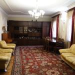 Բանգլադեշում վարձով է տրվում  երեք հարկանի սեփական տուն