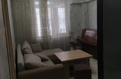 В Арабкире, на проспекте Комитаса, продается 3-комнатная квартира