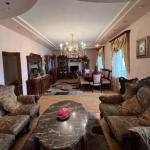 Զեյթունում՝ Դրոի փողոցի վրա,վաճառվում է երեք հարկանի սեփական տուն